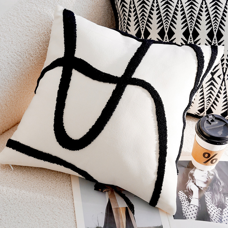 フランスの森の白黒のチェス盤のインスタ風の高級な抱き枕のソファーの枕のような窓のクッションの抱き枕カバーは芯をくわえます。