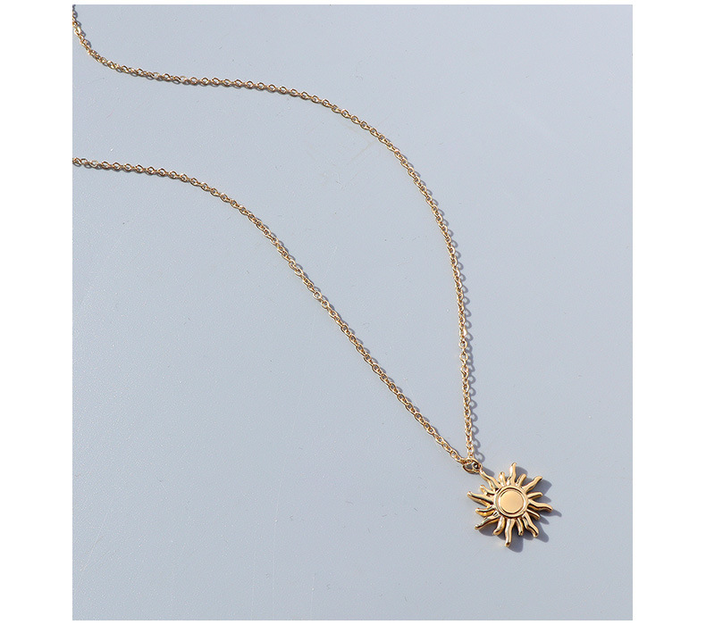 1 Piece Simple Style Sun Titanium Steel Plating Pendant Necklace display picture 2