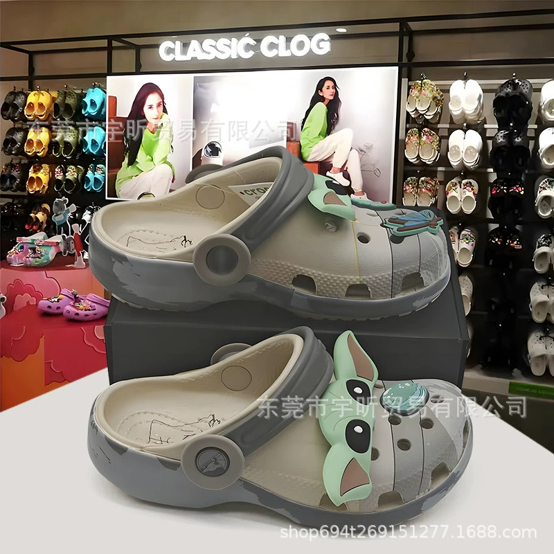 Арбалеты Звездные войны Детские пещерные туфли для мальчиков среднего и среднего возраста Баотоу тапочки пляжные туфли звезды родители-родители сандалии