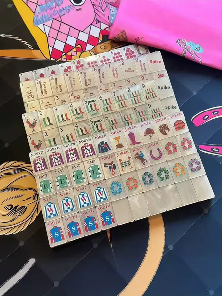 Supply of foreign trade mahjong (available for shipment) single-layer transparent equestrian style mahjong, American mahjong, American-style mahjong, acrylic