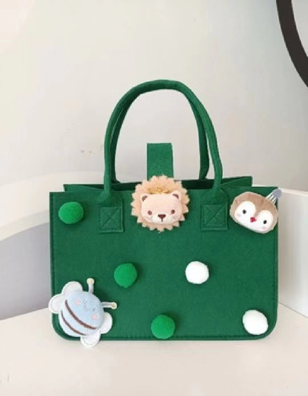 녹색 사자 * 30*20*18