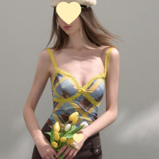 �����¿�̩ʽ�͹������Ը�ײɫ��߅�����C����������y��������Ů