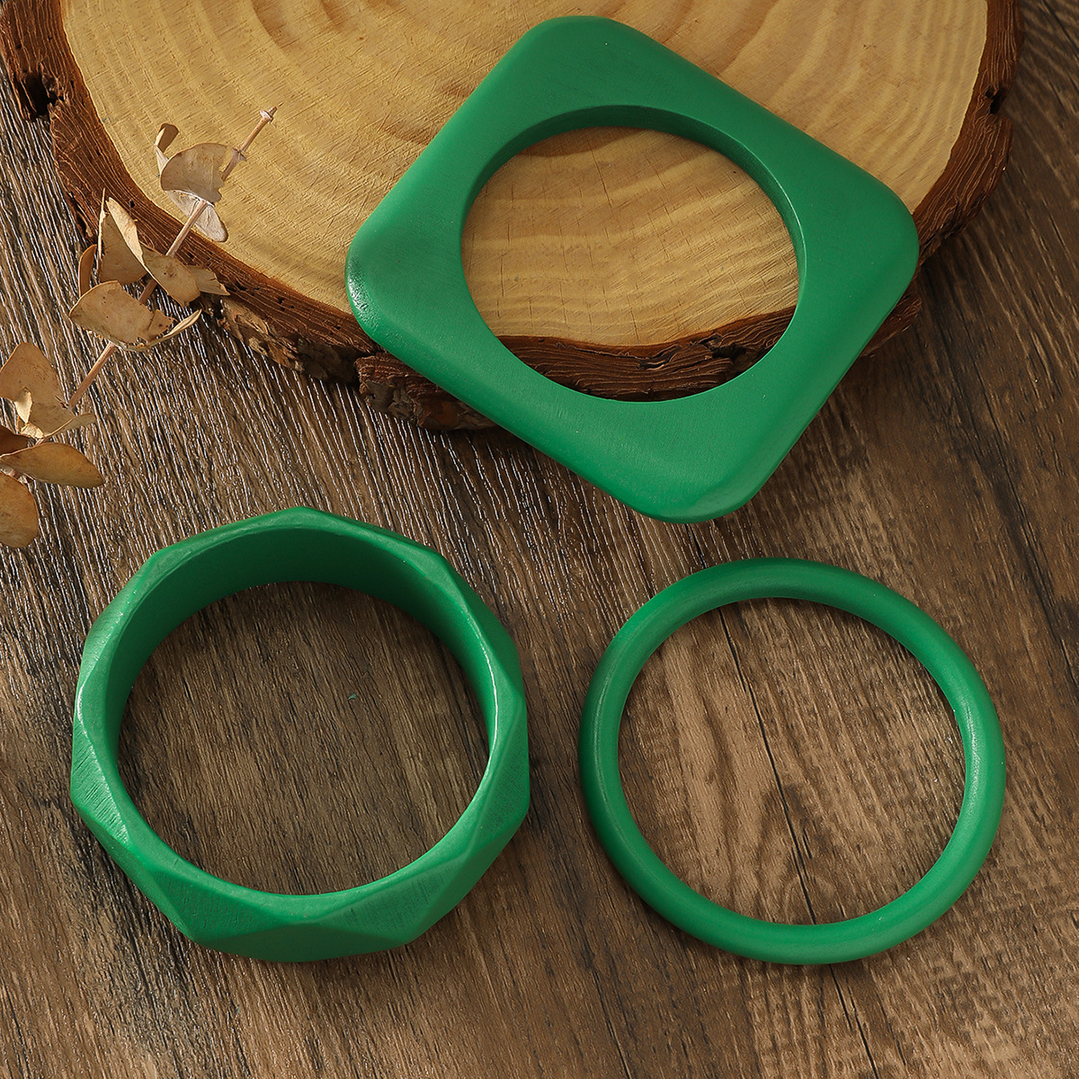 Solid Color Retro Classic Style Wood Bangle Wholesale display picture 27