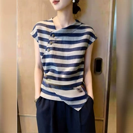 女式针织衫;女式衬衫;休闲裤