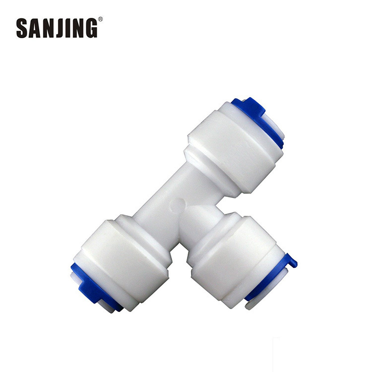 Venta al por mayor purificador de agua conector rápido de dos puntos de enchufe rápido Y-tipo T-tipo 702 Tee conector PE tubería conector tenedor