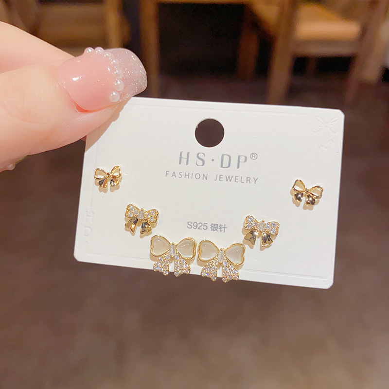 14K Gold Plated Plating Material 1 Set Simple Style Classic Style Bow Knot Plating Copper 14K Gold Plated Ear Studs