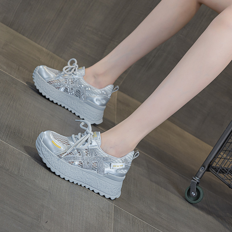 Giày thể thao nữ đế dày chunky trắng phong cách casual, đế cao thoáng khí, mẫu hè 2026 — M2868 màu bạc, M2868 bột mơ, M2868 trắng ngọc trai