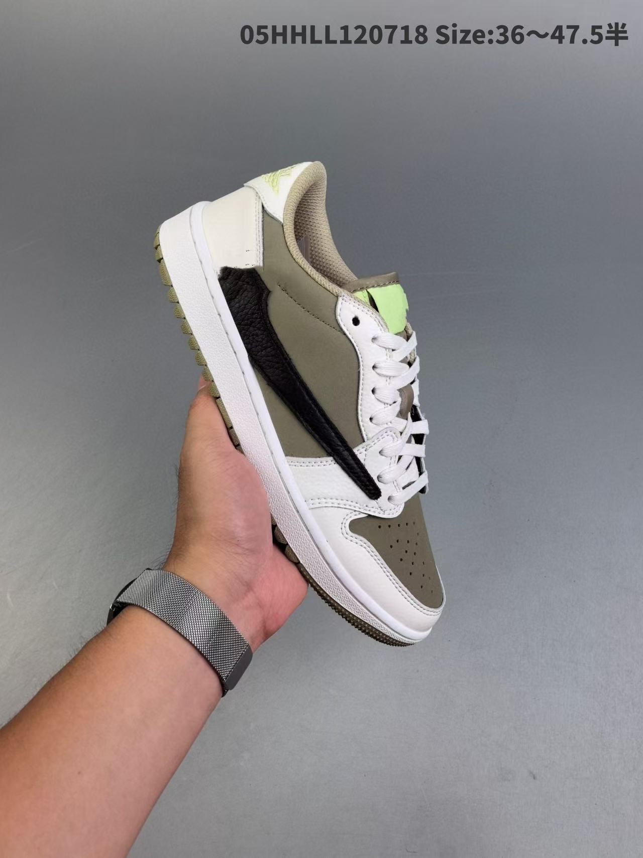 Zapatos Putian aj1 Barb relámpago de corte bajo Black Warrior Fujiwara Hirojo 1 Zapatillas deportivas de baloncesto para hombres y mujeres