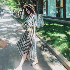 沙滩裙女夏2024新款海边度假碎花波西米亚两件套长裙民族风连衣裙