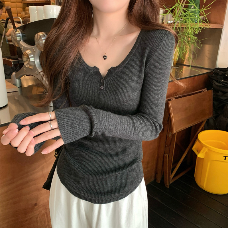 韩版修身圆领纽扣设计长袖针织衫女秋季2025新款纯色毛衣打底上衣|undefined