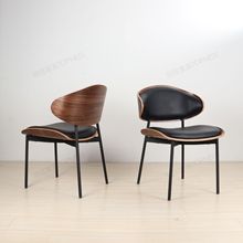 现代餐椅意式休闲书房化妆椅子北欧简约黑色皮无扶手设计师椅子