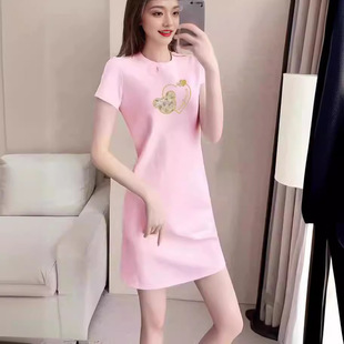 100�ފW�����޼Ӵ��B��ȹŮ�@�݌������L�����b���e�B��ȹ������