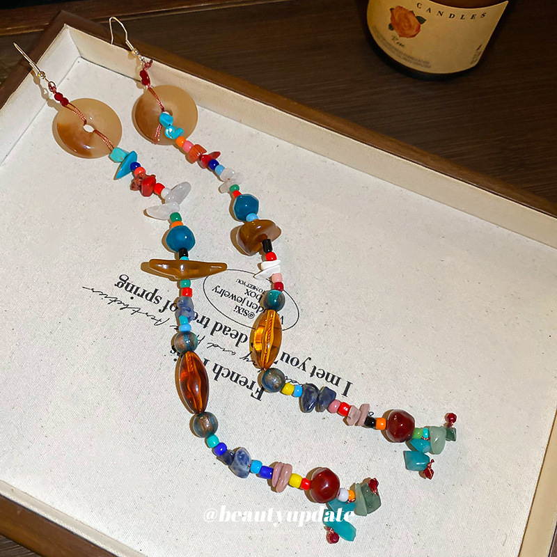 Pendientes de cuentas de resina de color irregular de estilo étnico Pendientes de borla ultralargos Pendientes frescos pequeños retro al por mayor