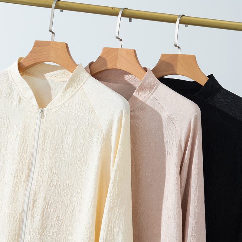 新商品の绢糸のジャケットの重いポンドのシルクの婦人服のコートの通勤のカーディガンの大きいサイズの女性の上着の長袖の野球服