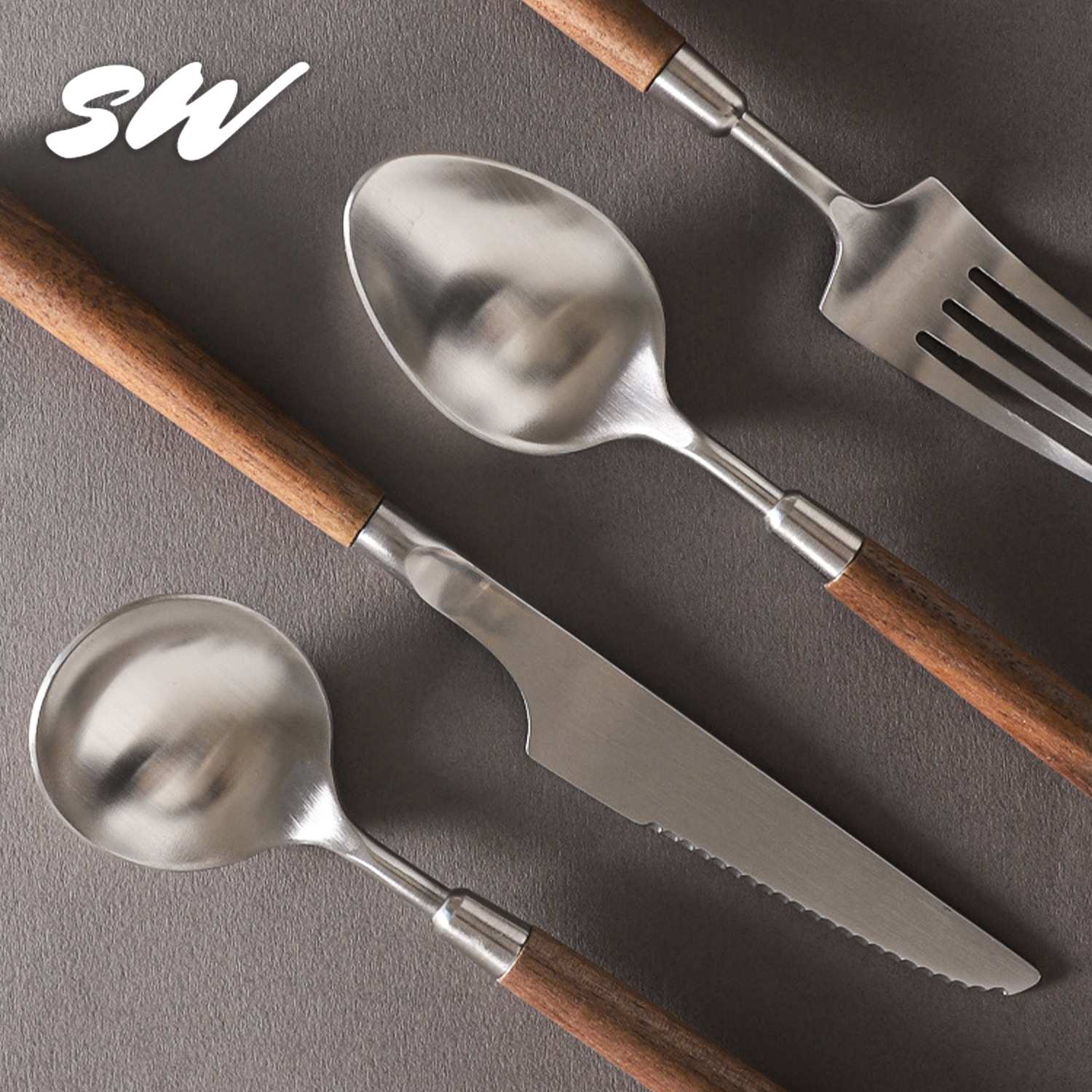 Tres nieblas retro cubiertos de madera sólida de nuez filete cuchillo y tenedor de postre cucharas de acero inoxidable cubiertos de comida occidental refinado