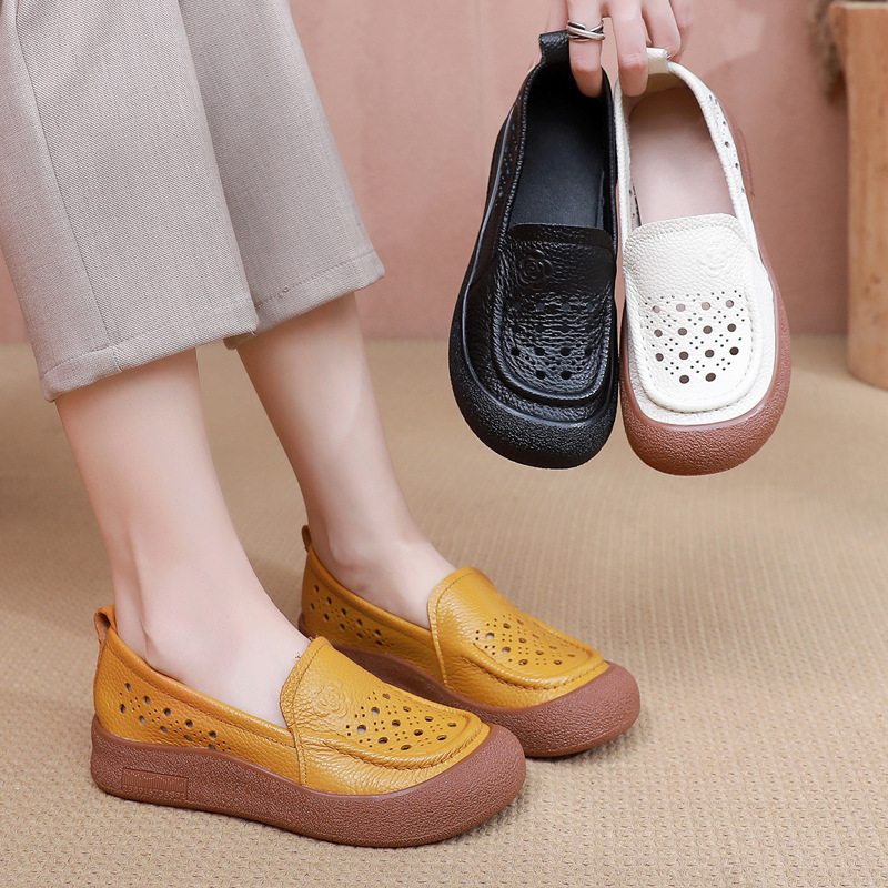 First-Layer Cowhide Spring and Summer Genuine Leather Mother's Shoes for Women Korean Style Slip-On Round-Toe Cut Out Flats for Women Casual Shoes Clogs First-Layer Cowhide Spring and Summer Genuine Leather Mother's Shoes for Women Korean Style Slip-On Round-Toe Cut Out Flats for Women Casual Shoes Clogs