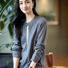 早秋新款精仿羊毛纯色圆领拉链棒球服长袖针织开衫上衣女外套毛衣