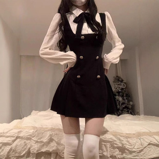 ��ʽ�كɼ��r���B��ȹ��Ů�b���＾2025���¿�WԺ�L�����ļ���ȹ