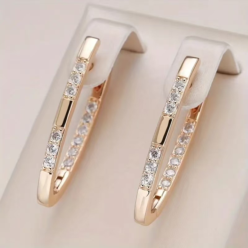 New fashion micro-inlaid zircon V word high sense earrings women's personality geometric ear jewelry personality niche temperament tide New fashion micro-inlaid zircon V word high sense earrings women's personality geometric ear jewelry personality niche temperament tide