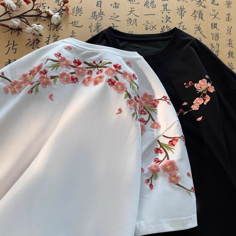 New Chinese Style Plum Blossom Printed T-shirt for Men and Women Spring Guochao High Street Crewneck Couples Short Sleeve Teenager Sports T-shirt