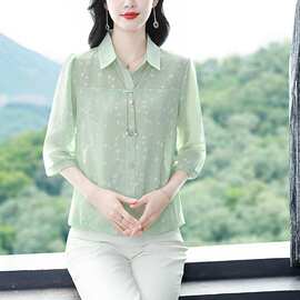 2025年春夏新款七分袖衬衫宽松遮肚上衣印花妈妈装绿色波点雪纺衫