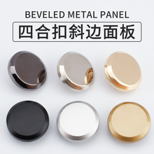 �ߙnб߅�R���ĺϿ���q��������ŮƤ�A�˰��ۼ~�۷��b����o��