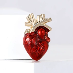 New European and American personality alloy enamel heart brooch versatile creative ladies suit coat corsage jewelry pins