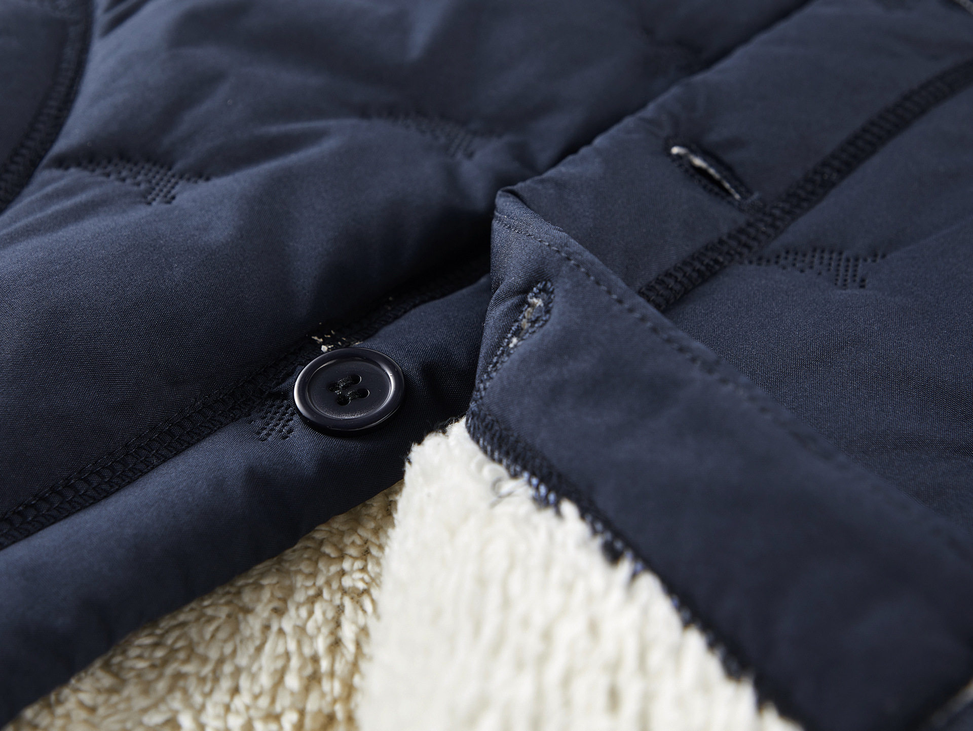 O1CN01BoMW1c1nNJoCNAdbj_!!2218143845077-0-cib.jpg?sign=493962_MzY1MjE1NTIz