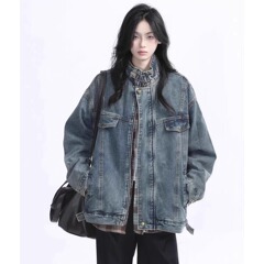 高級で怠惰なデザイン感のあるデニムコートの女性と春の新型のゆったりしたレトロな水洗いファスナーの上着