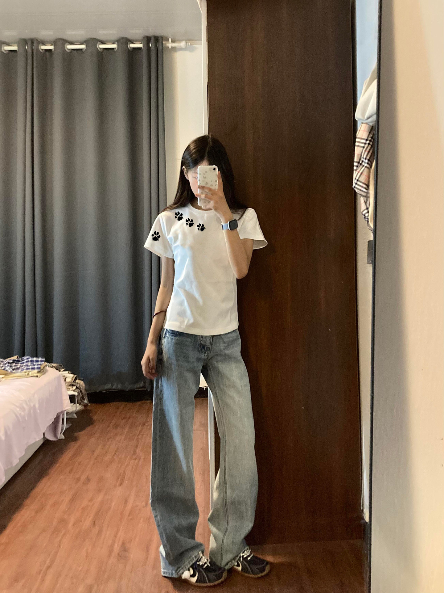 Summer design white short sleeve T-shirt