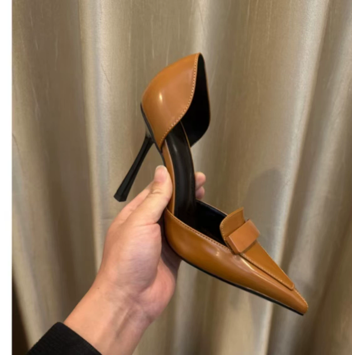 Парк Кайин коричневый ретро с квадратными наконечными каблуками