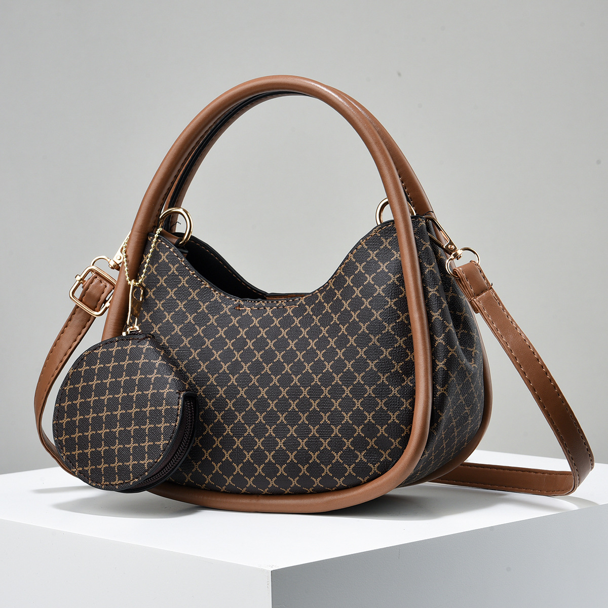 Comercio exterior pequeño bolso francés bolso de mujer nueva variedad alta textura bolso de hombro bolso brazo bolso