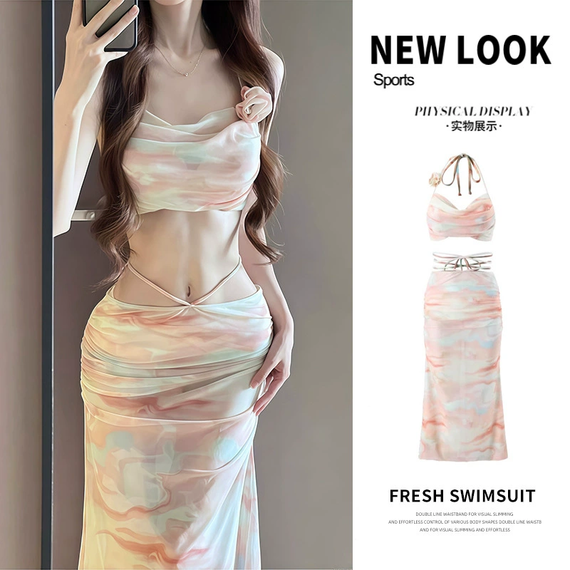 Купальник бикини женский 2025 новый сплит-тройной набор сексуальная длинная юбка высокого уровня чувство стальной убор для отдыха на пляже