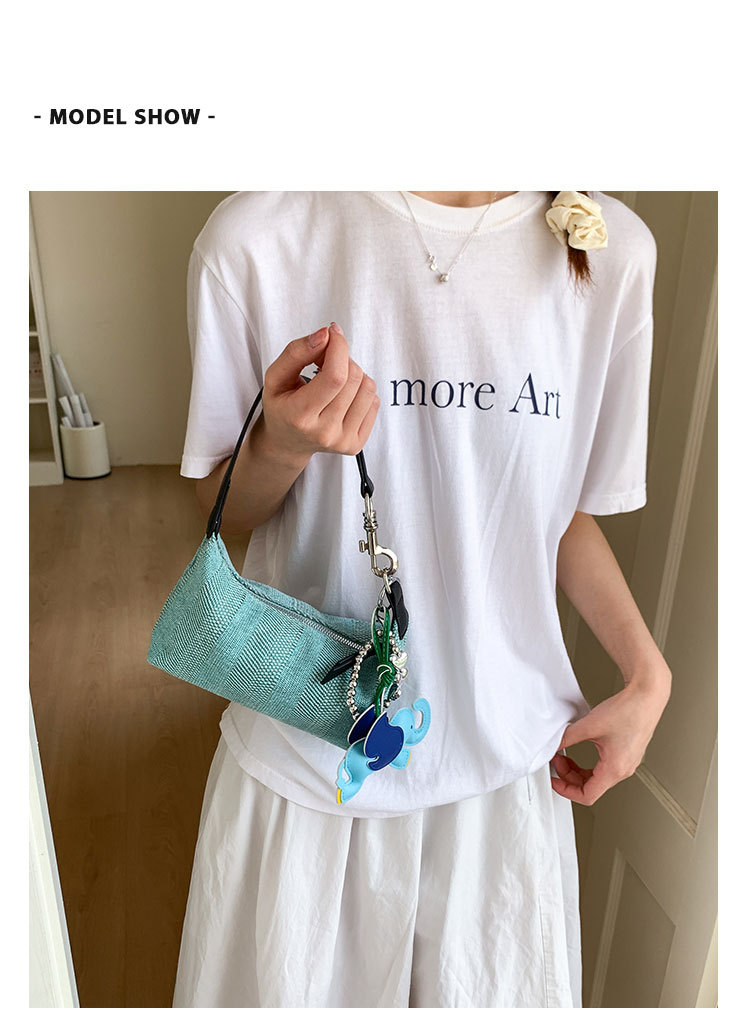 A simple, versatile, fashionable and trendy solid-color underarm bag for women, a new summer 2025 stylish and casual woven single-shoulder crossbody bag undefined