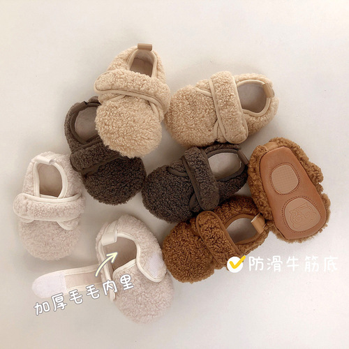 Direct supply of Korean winter velvet fur shoes, girls 'toddler shoes, soft sole, non-slip princess shoes, baby shoes