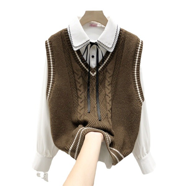 Autumn sweater for leisure