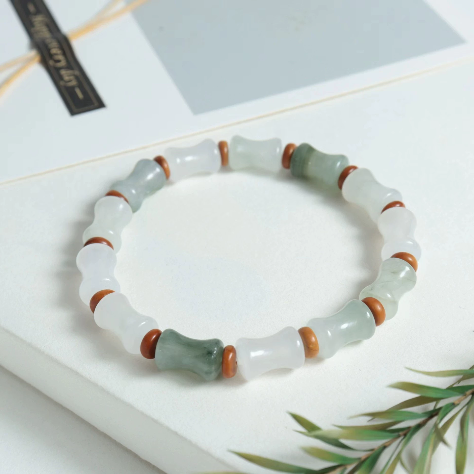 Emerald bamboo bracelet jade