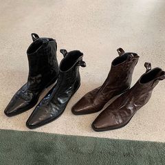 葡萄媽尖頭V口復古西部牛仔靴粗跟馬丁靴女皺感短靴女冬款瘦瘦靴