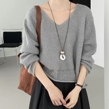 20羊毛蓝色针织衫女2025秋季新款V领拼接慵懒风短款套头纯色毛衣