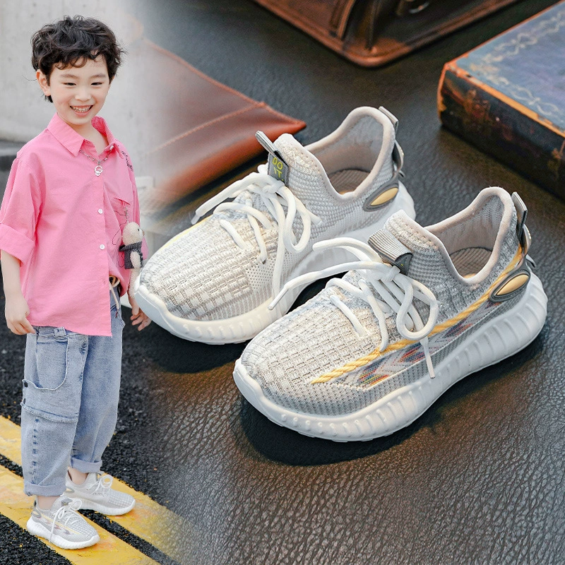Спортивная обувь для мальчиков дышащая новая весна и осень 2025 года летит из сетчатой лапши детская сетчатая обувь мягкая подошва кокосовая обувь для девочек