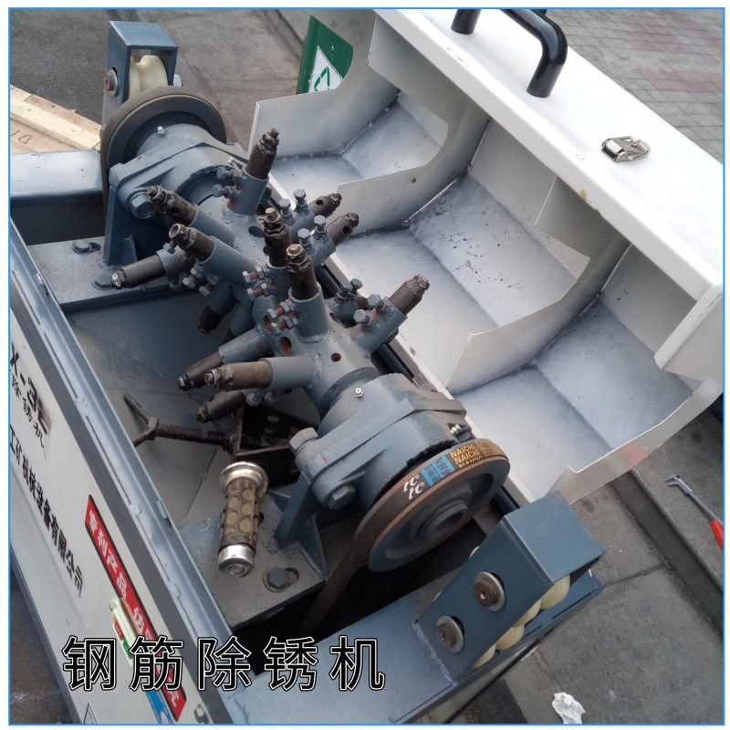 8-32钢管除锈机 锈蚀钢管钢筋除锈翻新机 双电机除锈机