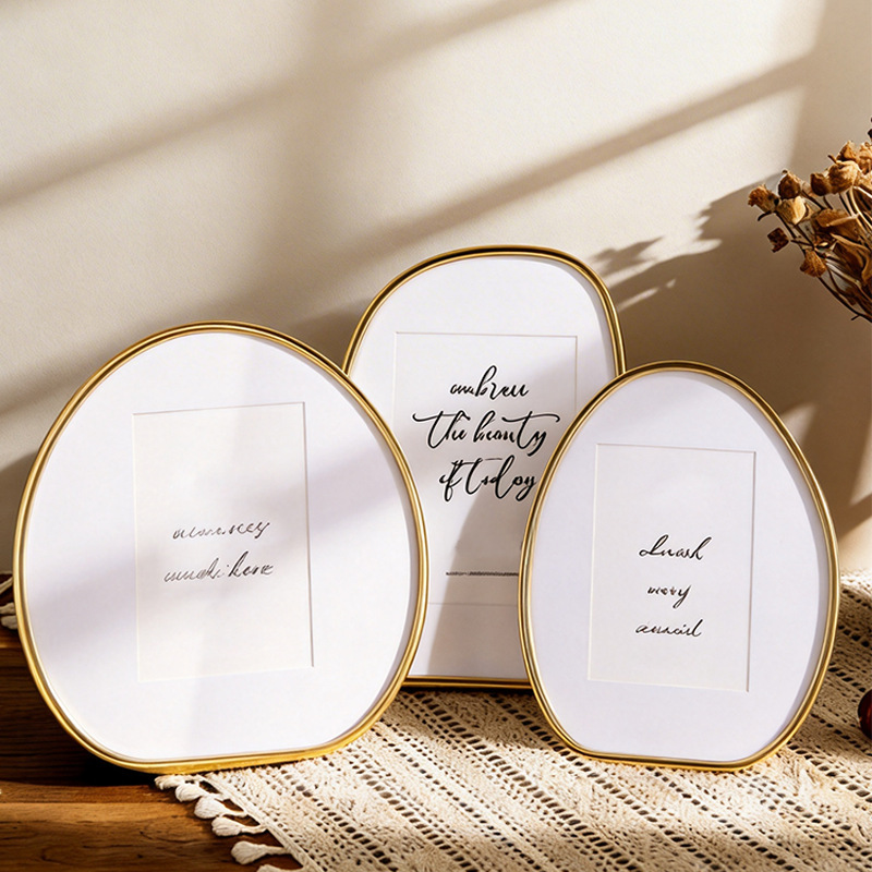 Aluminum Alloy Edge-Shaped Glass Photo Frame Desktop Display Stand 4*6/5*7/ 6*8inch Metal Photo Frame E-Commerce Customization Aluminum Alloy Edge-Shaped Glass Photo Frame Desktop Display Stand 4*6/5*7/ 6*8inch Metal Photo Frame E-Commerce Customization