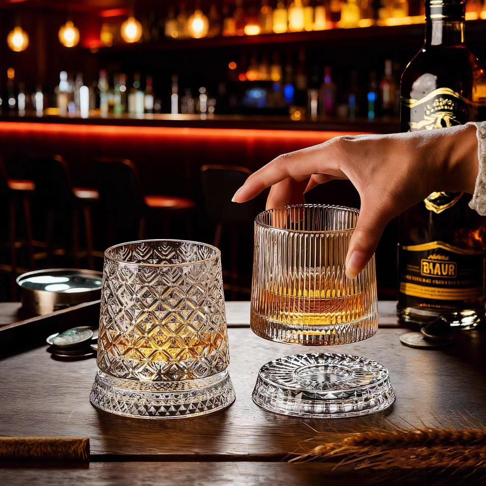 Taza giratoria de McLaren con taza giratoria de base de taza de whisky taza de vino extranjero