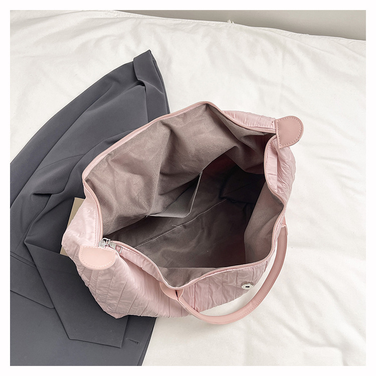 Wrinkled Nylon Handheld Travel Bag Women Large Capacity Single Shoulder Luggage Tote Lightweight Short Trip Business Trip Fitness Storage Bag