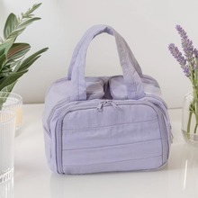 时尚简约2025新款化妆包大容量分区分层洗漱包便携外出化妆收纳包