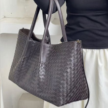 ���S���xţƤ�ֹ����������ذ�2025��ʽ���e����а��μ�б��Ů��