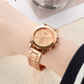 韩版新款日内瓦女士手表女假三眼镶钻女表女士时尚休闲石英表批发