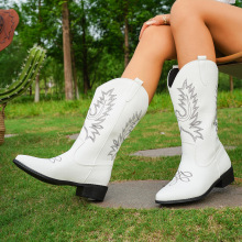 西部牛仔靴刺绣骑士靴新款外贸大码高筒靴子女大码跨境骑士靴批发