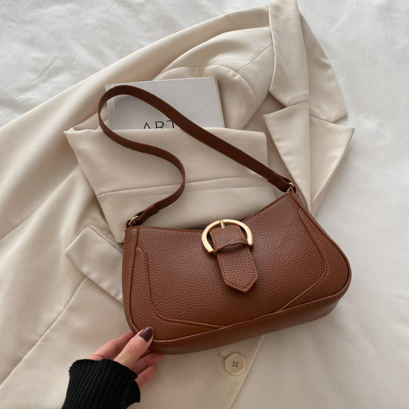 Bolsos de moda populares 2024 nuevos bolsos casuales de moda Bolsos de mujer de textura coreana Bolsos de hombro Bolsos de axila de estilo occidental