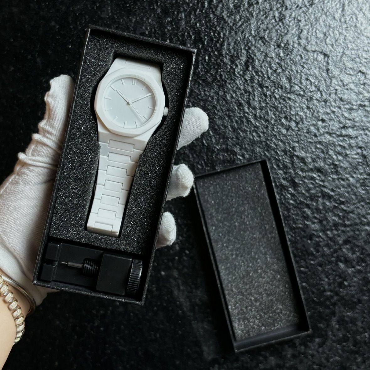 1158-13 domestic movement battery double snap button